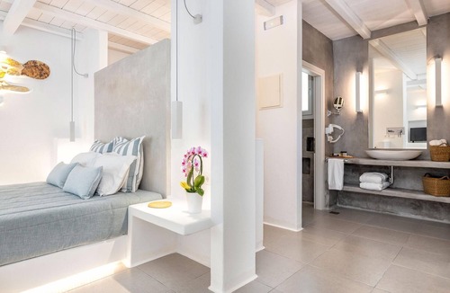 Naousa Villa | Votsalo Suite in Paros