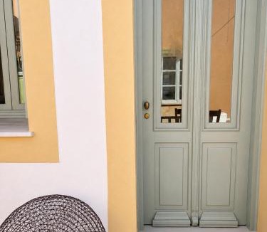 Halki House | VOUTAKIA RETREAT Seafront Villa