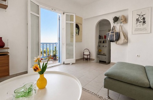 Koufonisia Apartment | Wake up above the Aegean