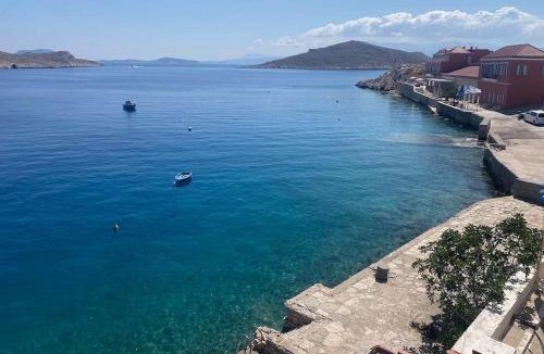 Halki House | Waterfront Family Villa