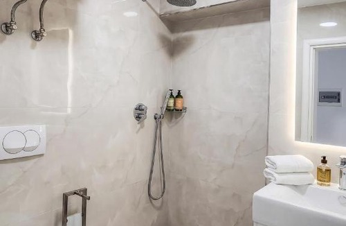 Blloku Apartment | We Love Tirana Blloku Apartments