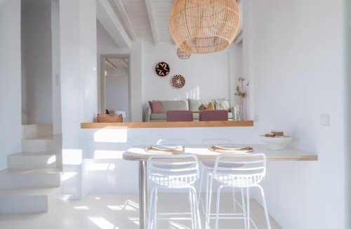 Ampelas Villa | White Cliff Villas Paros