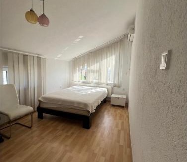 Çagllavicë Apartment | White house