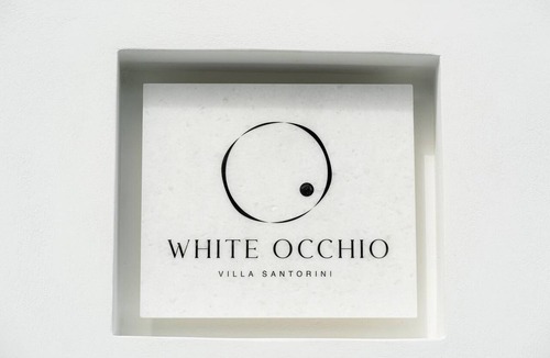 Karterados Villa | White occhio villa Santorini