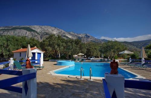 Marathokampos Apartment | White Rock Apartments