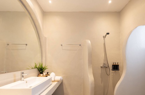Tourlos House | With-inn Mykonos Suites