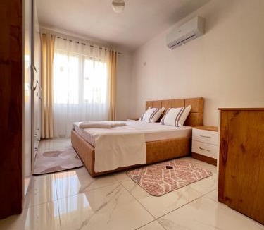 Kamez Apartment | XH APARTMENTs