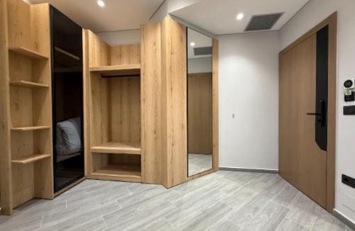 Ardenice Hotel | Xhoil Hotel