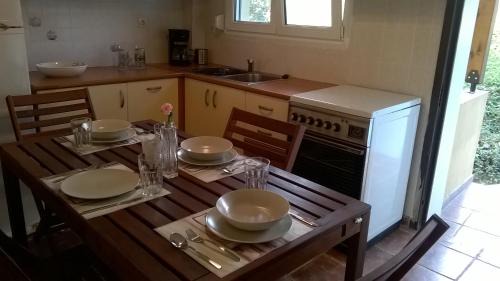 Kassandra Apartment | Ydna Family Hotel Apartments