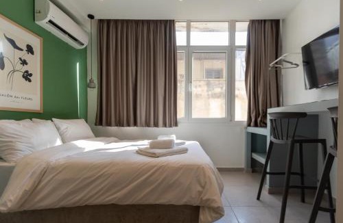 Ladadika Apartment | Yellow Door, Nilie Hospitality MGMT