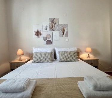 Oraiokastro Apartment | Yellow Tulip Apartment, Cozy Village Stay near Thessaloniki
