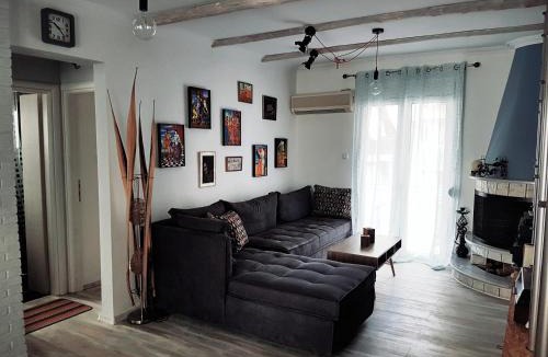 Kallithea Apartment | You can almost smell the sea!