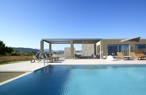 Korfalonas Villa | Youphoria Beach front luxury villa Votsalo 6 bedrooms
