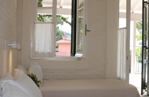 Lakones Hotel | Zefiros Traditional Hotel
