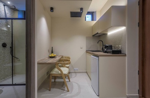 Zefiria Hotel | Zefyria Luxury Suites