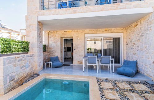 Panormos House | Zefyros Suite, Seafront Retreat