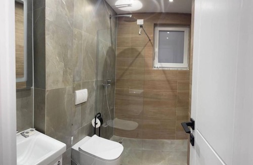 Shkembi i Kavajes Hotel | Zena Hotel