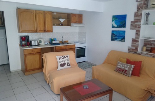Paliki House | Zest @ Xi Beach