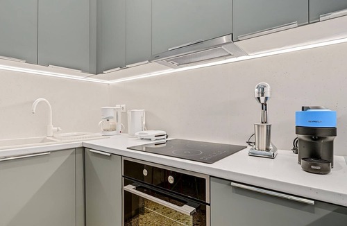 Kolokinthou Apartment | Zeta s House 550m From Agios Antonios Metro