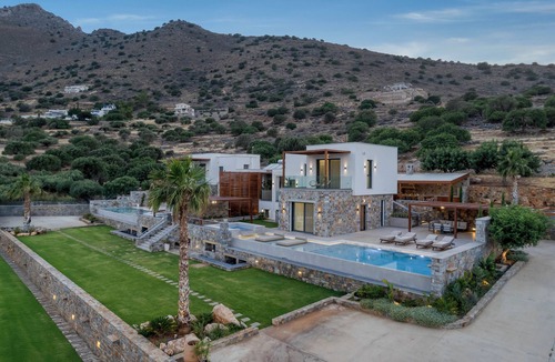 Agios Nikolaos Villa | Zeus Luxury Villas (Villa Dia)