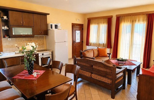 Mandrakion Apartment | Zidoron House - Peaceful Retreat at Lake Kerkini
