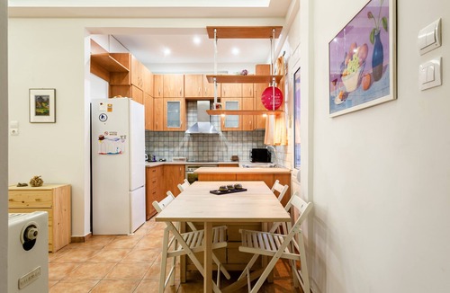 Ilisia Apartment | Zografou Hidden Gem - Athens Charming Home