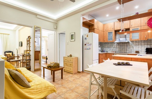 Ilisia Apartment | Zografou Hidden Gem - Athens Charming Home