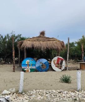 Mbrostar-Urë Other | Zulu Beach tenda