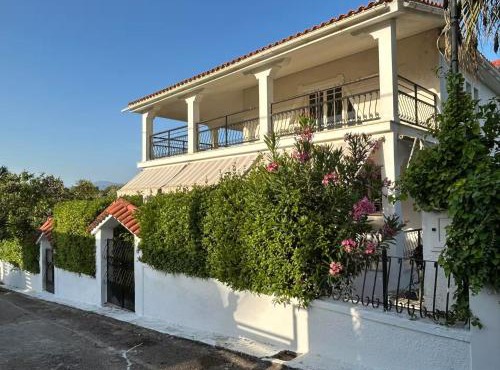 Με θεα τη Θάλασσα in Khalkoútsion