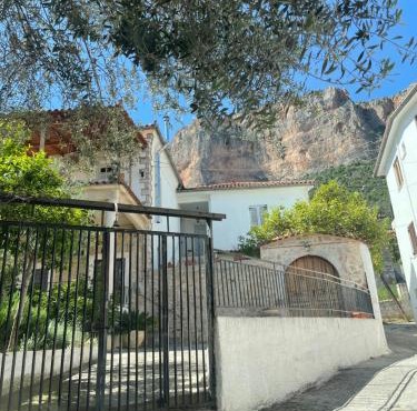 Το σπίτι του Καντήλα in Leonidio