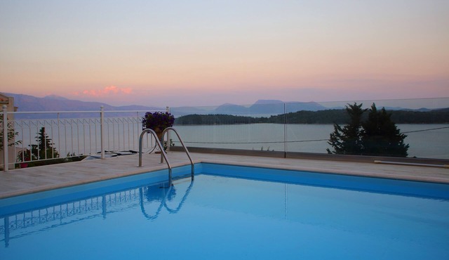 20% DISCOUNT FOR JUNE /New luxury house with pool and wonderful view