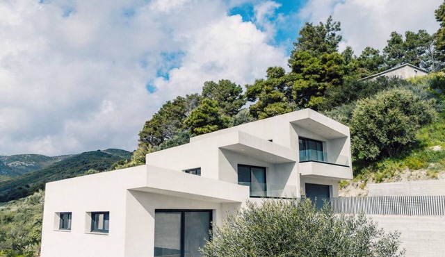 A Cube Villa in Keri in Keri