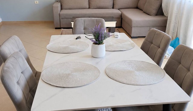 A holiday home in a quiet neighborhood 5 minutes walking distance from the sea.