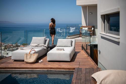 Acro Luxury Sea View Villa with Panoramic Views in Chania – Alectrona Living Crete