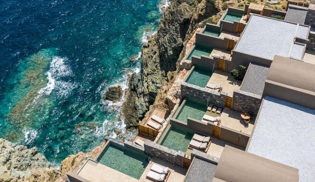 Acro Suites - A Wellbeing Resort