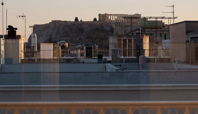 Acropolis View Studio 8th Floor, Wake Up to the Parthenon.