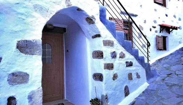 Afroditi Traditional Villa