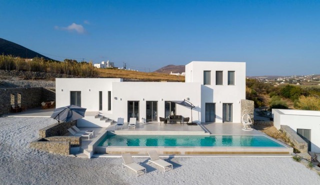 Agathee Cactus villa in Kampos Paros