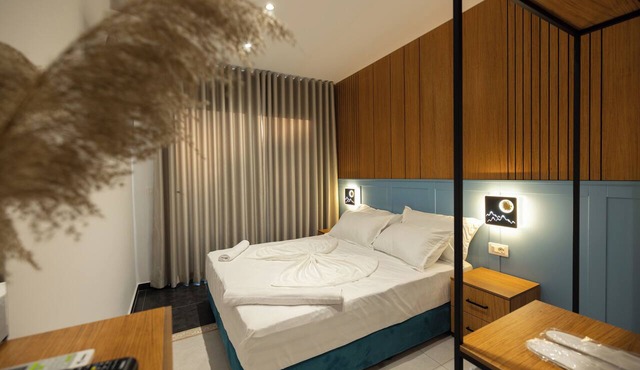 Aglon Twin's Hotel