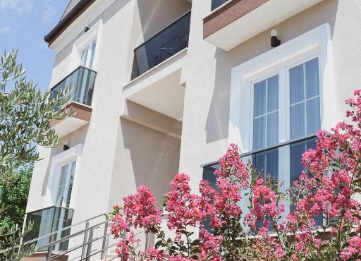 Airport Garden Hotel