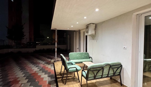 Aisha Apartment
