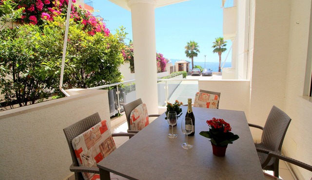 Albania Dream Beachront Apartment