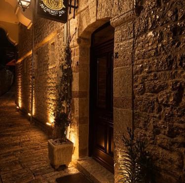 Alchemist Inn
