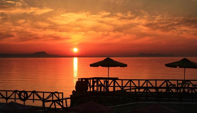 Alkionis Beach Hotel Apartments