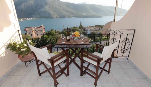 Almini 2 in Igoumenitsa