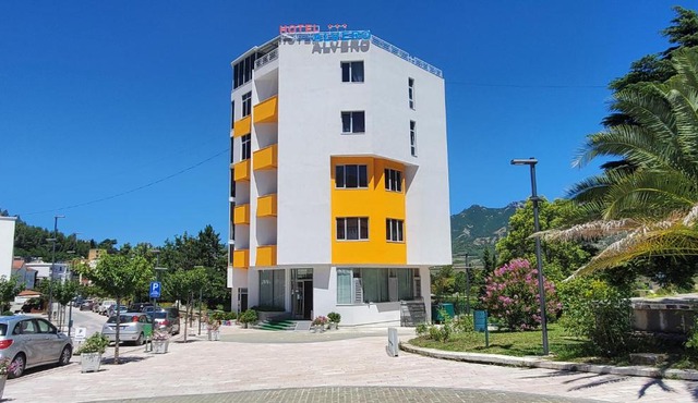 Alvero Hotel