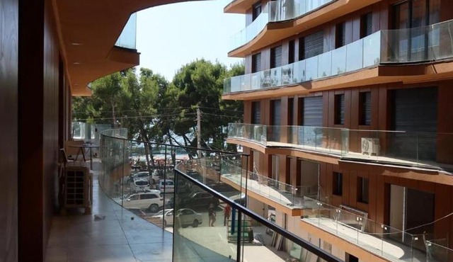 Amelia BlueWave Apartments