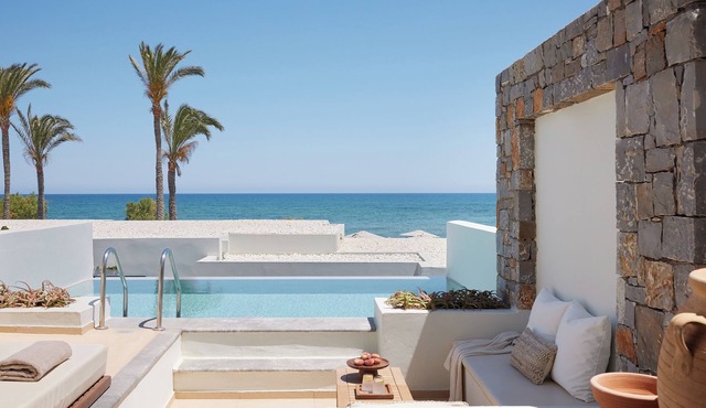 Amirandes, A Resort to Live