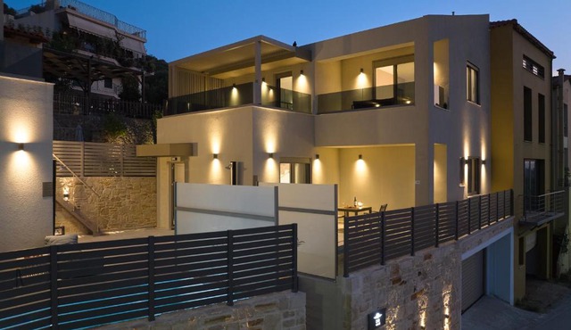 Anatoli & Disi Residences - Private Homes Near Chania City Centre in Nerokoúros