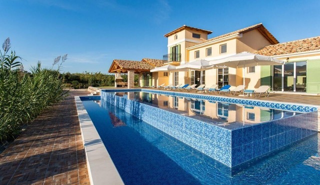 Aneli Luxury Villas, Villa Semeli 7 bedrooms in Zakynthos (Stadt)